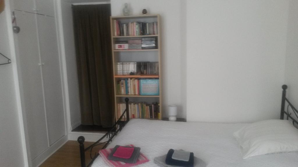 パリ シャンブルドット デ ザルティスト Bed & Breakfast エクステリア 写真
